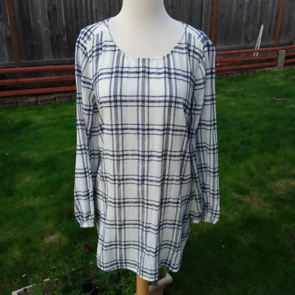 NWT Lane Bryant Plaid Knit Top Plus Sizes